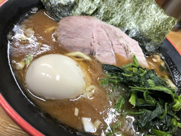 「ラーメン並+味玉」@麺家 紫極の写真