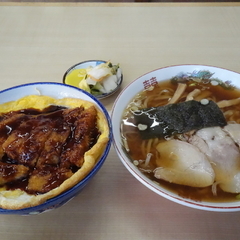 すずや食堂の画像