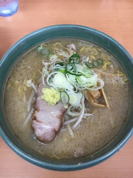 「味噌ラーメン ➕ ライス（中）」@麺屋 彩未の写真