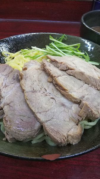 「濃厚チャーシューつけ麺？大盛り」@六紋亭の写真