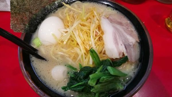 「ネギしょうゆ＋味付け玉子」@らっち家 下川井店の写真