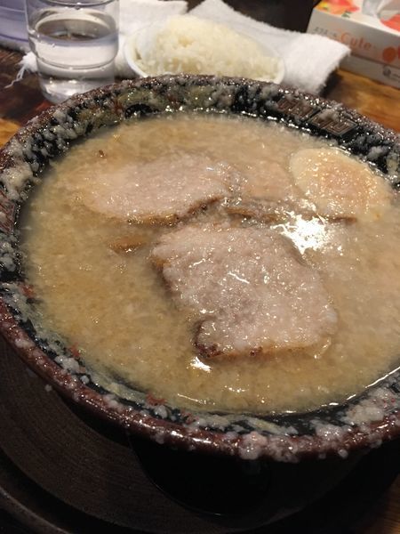 「特製らーめん(830円)半麺ネギ抜き」@らーめん 平太周 味庵の写真