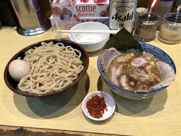 「つけチャーシュー+辛味+ビール」@くり山の写真