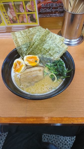 「醤油豚骨味玉」@横浜家系ラーメン 畿一の写真