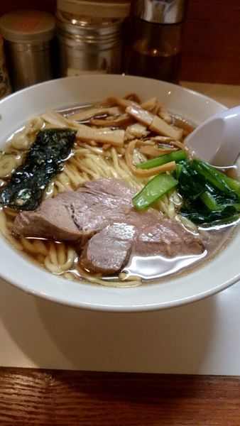 「らぁめん（６９０円）」@らぁめん ほりうち 新橋店の写真