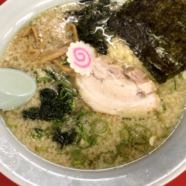 「ラーメン（味ウスメ・コッテリ）630円　半麺‐50円」@ラーメンショップ 太田店の写真