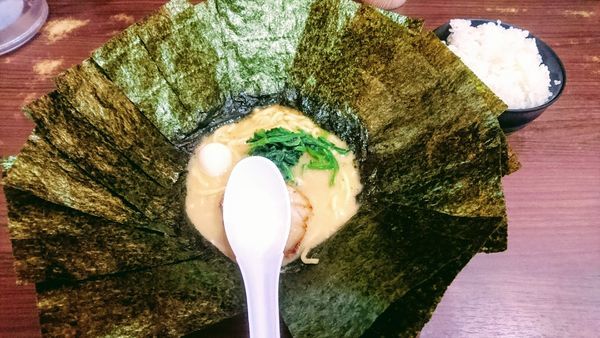 「のりスペシャルラーメン(麺硬・味濃)＋ライス(サービス)」@横浜家系らーめん 魂心家 藤沢店の写真