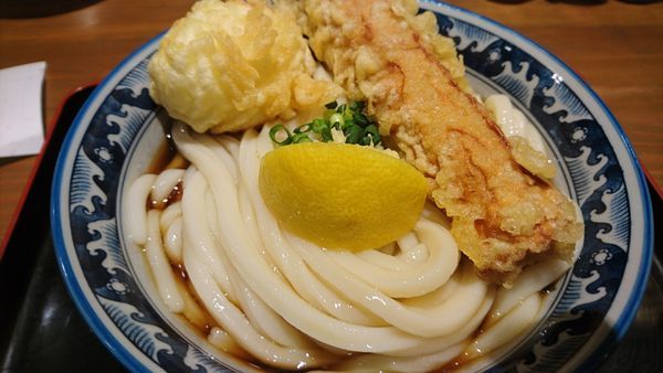 「ちく天うどん(大盛)」@難波千日前 釜たけうどん 八重洲北口店の写真