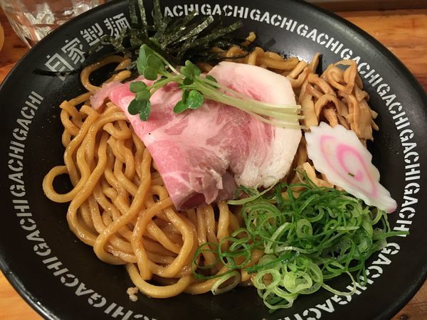 「油そば  700円」@油そば専門店 GACHIの写真