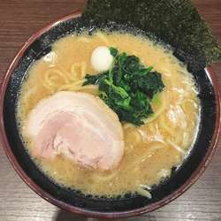 とんこつ醤油ラーメン