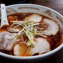 チャーシュータンタン麺大盛1000円