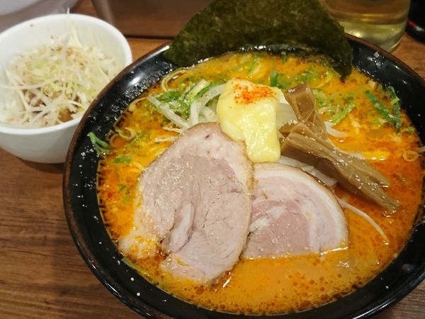 「トマトチーズら～麺 ￥850」@背脂煮干 丸め 新所沢店の写真