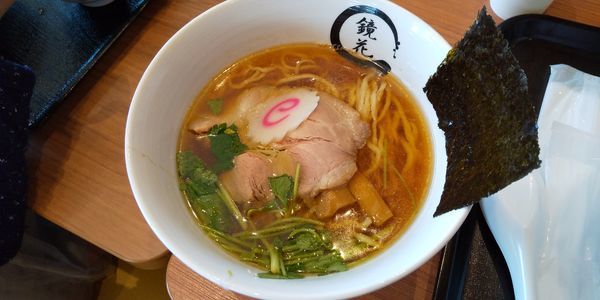 「極醤油らーめん」@らーめん鏡花 ららぽーと立川立飛店の写真