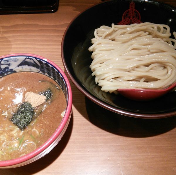 「つけ麺(並)　７６０円」@つけ麺専門店 三田製麺所 桜木町駅前店の写真