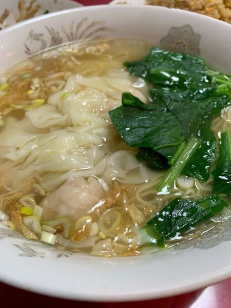 「海老ワンタンそば」@中華料理 愛福楼の写真