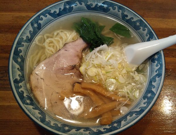 「塩らーめん 500円」@手打らーめん 長来の写真