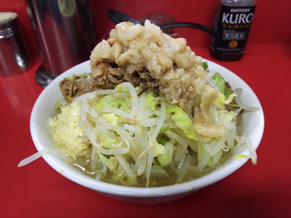 「麺半分豚2枚」@ラーメン二郎 茨城守谷店の写真