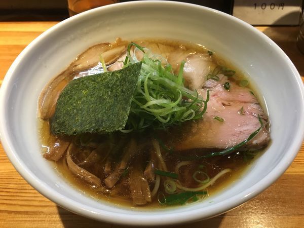 「薄切肉醤油」@ラーメン 巌哲の写真