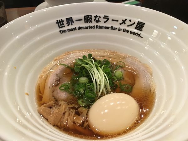 「WITCH'S RED」@世界一暇なラーメン屋の写真