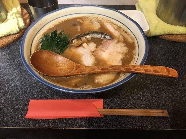 「かけラーメン」@烈志笑魚油 麺香房 三くの写真