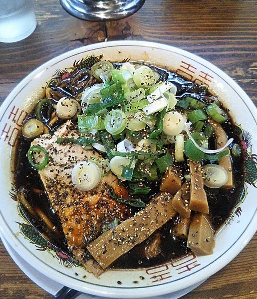 「東中野ブラック 750円」@麺屋 山岸の写真