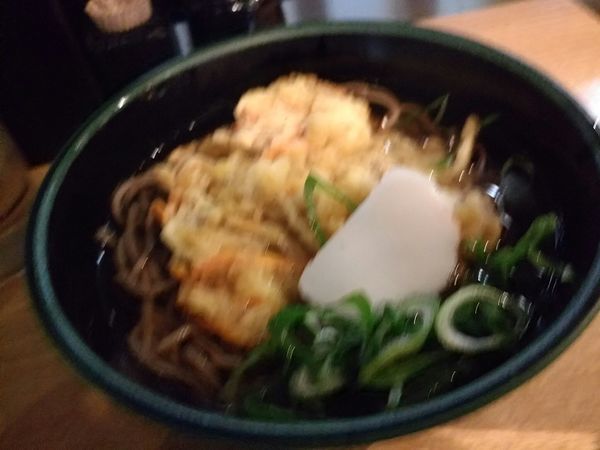 「天ぷらそば400円」@麺家 京都上がも店の写真