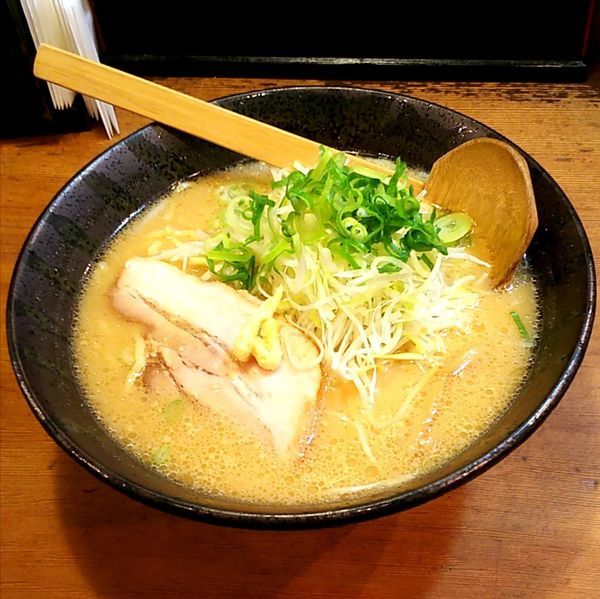 「濃厚ねぎ味噌らーめん」@威風 秋葉原店の写真