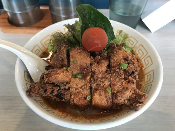 「RED HOT チキンヌードル」@MENYA free styleの写真