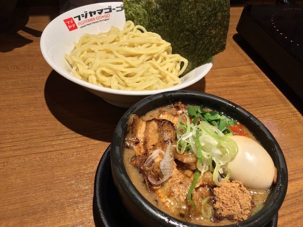 「牛ホルつけ麺 全部のせ 〆雑炊 ￥1,270」@つけ麺・ラーメン・台湾まぜそば フジヤマ55 ヴェルサウォーク西尾店の写真