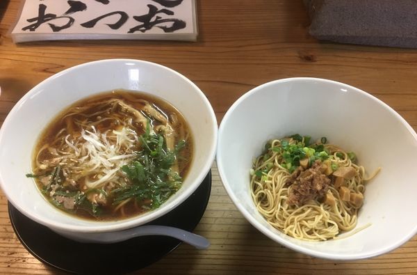 「鶏醤油、追い玉黒(700¥、200¥)」@麺蔵 あつおの写真