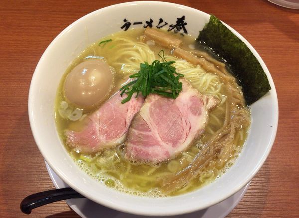 「数量限定 しおラーメン 大盛 with味玉」@ラーメン 奏の写真