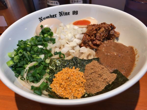 「油そば＋味玉」@麺Dining Number Nine 09の写真