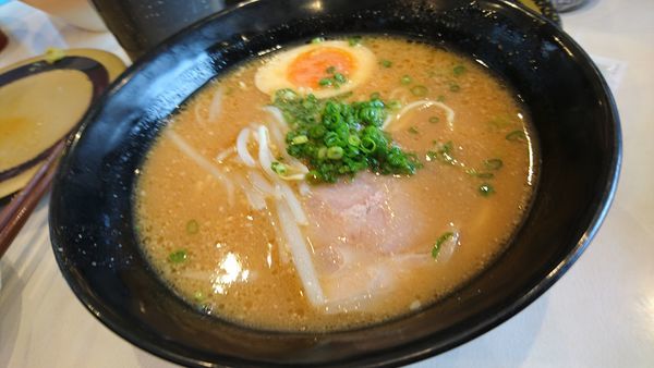 「濃厚！北海道味噌ラーメン」@はま寿司 三鷹北野店の写真
