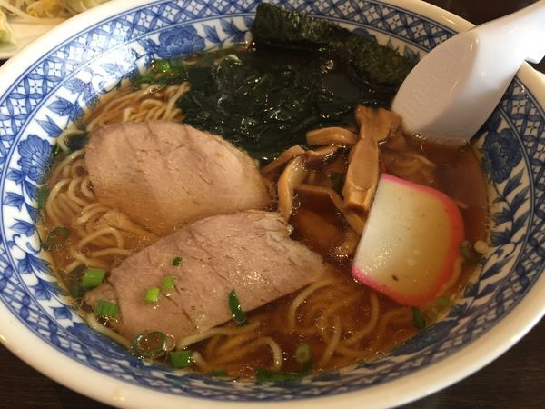 「醤油ラーメン：670円」@むつぎくの写真