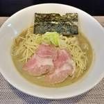 「中華そば[淡麗]　900円」@煮干乱舞 越谷店の写真