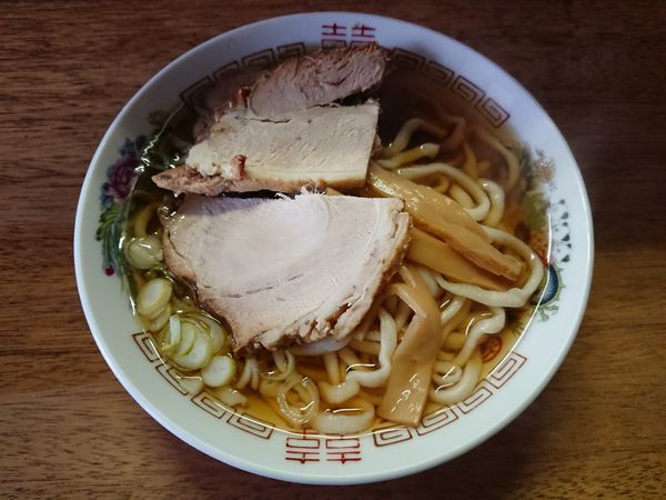 「中 700円」@丸海鳴海中華そば店の写真