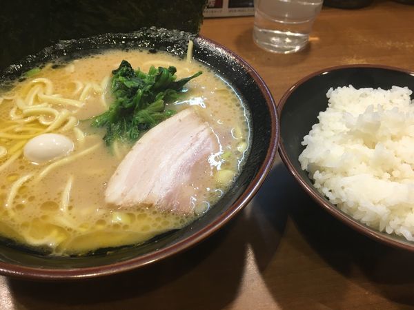 「ラーメン」@本町商店の写真