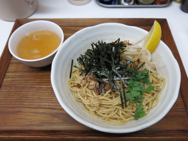 「油そば(スープ付き)：800円」@忍八の写真