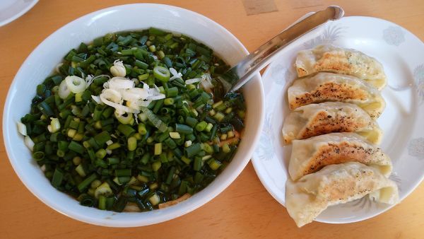 「ねぎラーメン￥750-＋餃子5個」@佐野青竹手打ちラーメン いしかりの写真