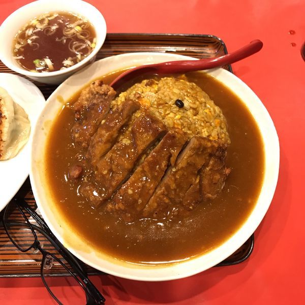 「排骨カレーチャーハン」@台湾料理 生駒の写真