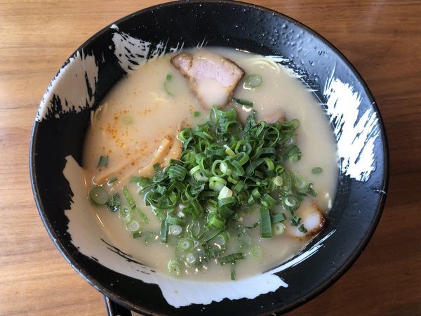 「らーめん」@らーめん本舗 春夏冬の写真