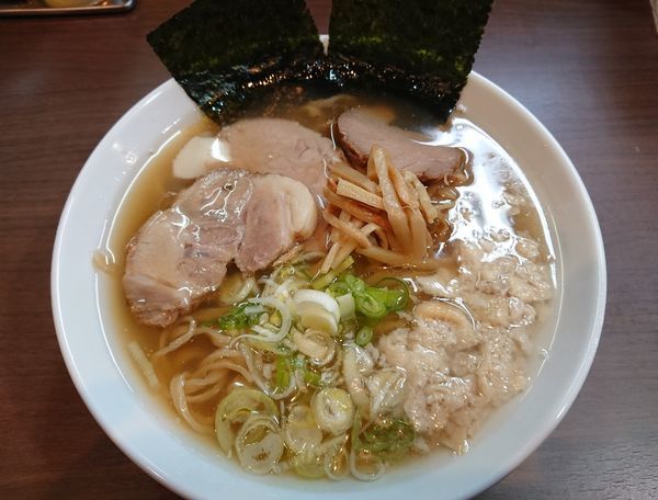 「中華そば＋背脂」@煮干し中華そば 山形屋の写真