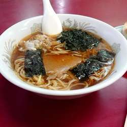 醤油ラーメンと餃子