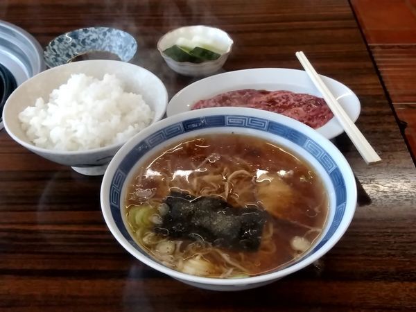 「国産ミスジ定食(ミスジ・醤油ラーメン)1,090円」@雷門の写真