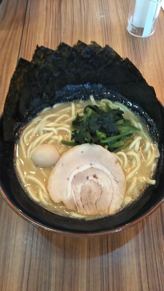 「ラーメン並(680円)」@横浜家系ラーメン 壱角家 上尾店の写真
