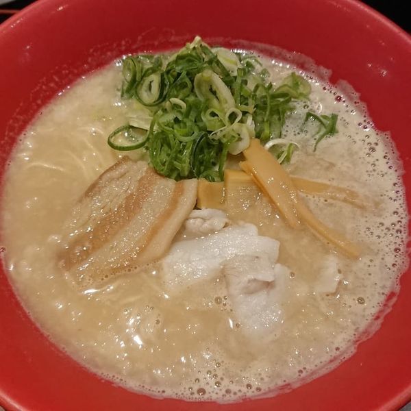 「関西だし醤油豚骨ラーメン」@麺屋 青空 千日前通り店の写真