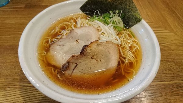 「豚そば 700円」@上海麺館の写真