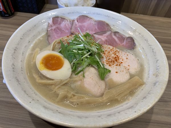 「鳥そば大盛＋チャーシュー増量」@鳥そば 真屋の写真