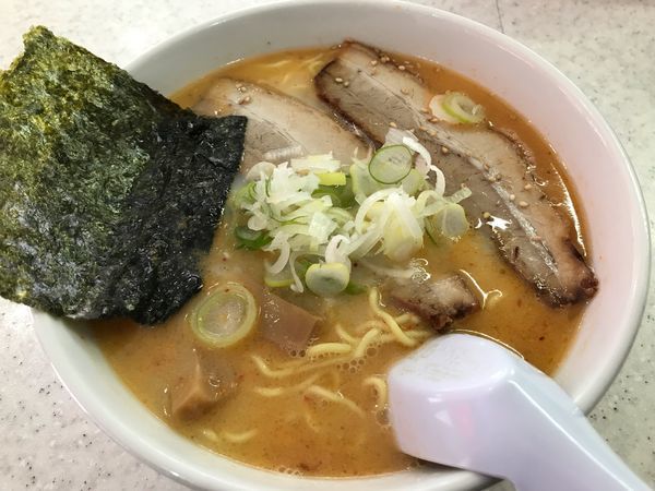 「とんしお  700円」@らーめん五丈原 月寒店の写真