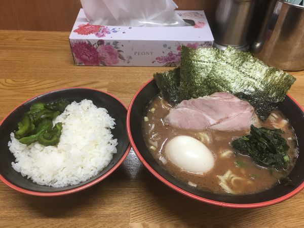 「ラーメン並＋味玉（700円＋100円）」@麺家 紫極の写真